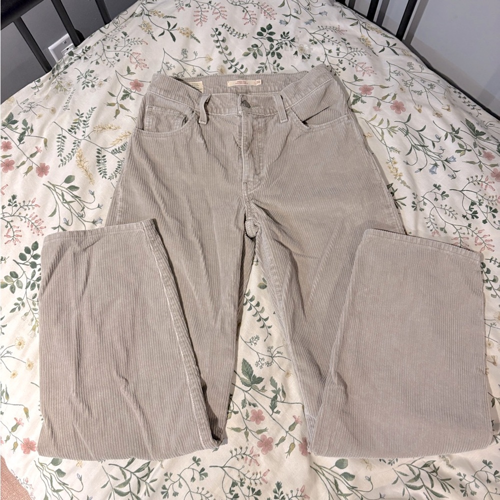 Levi’s Women's Corduroy Jeans